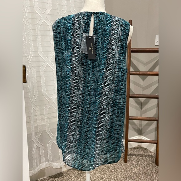 ✨✨ WorthingtonBlue Animal Print Shirt ✨ - Picture 6 of 6